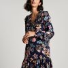 Joules España | Joules Túnica escalonada con volantes en forma de cerradura y rubí NZ402101 pico azul marino floral mujer