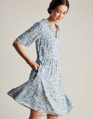 Joules España | Joules vestido corto con escote y volantes de Lotty NZ40217 flor azul mujer